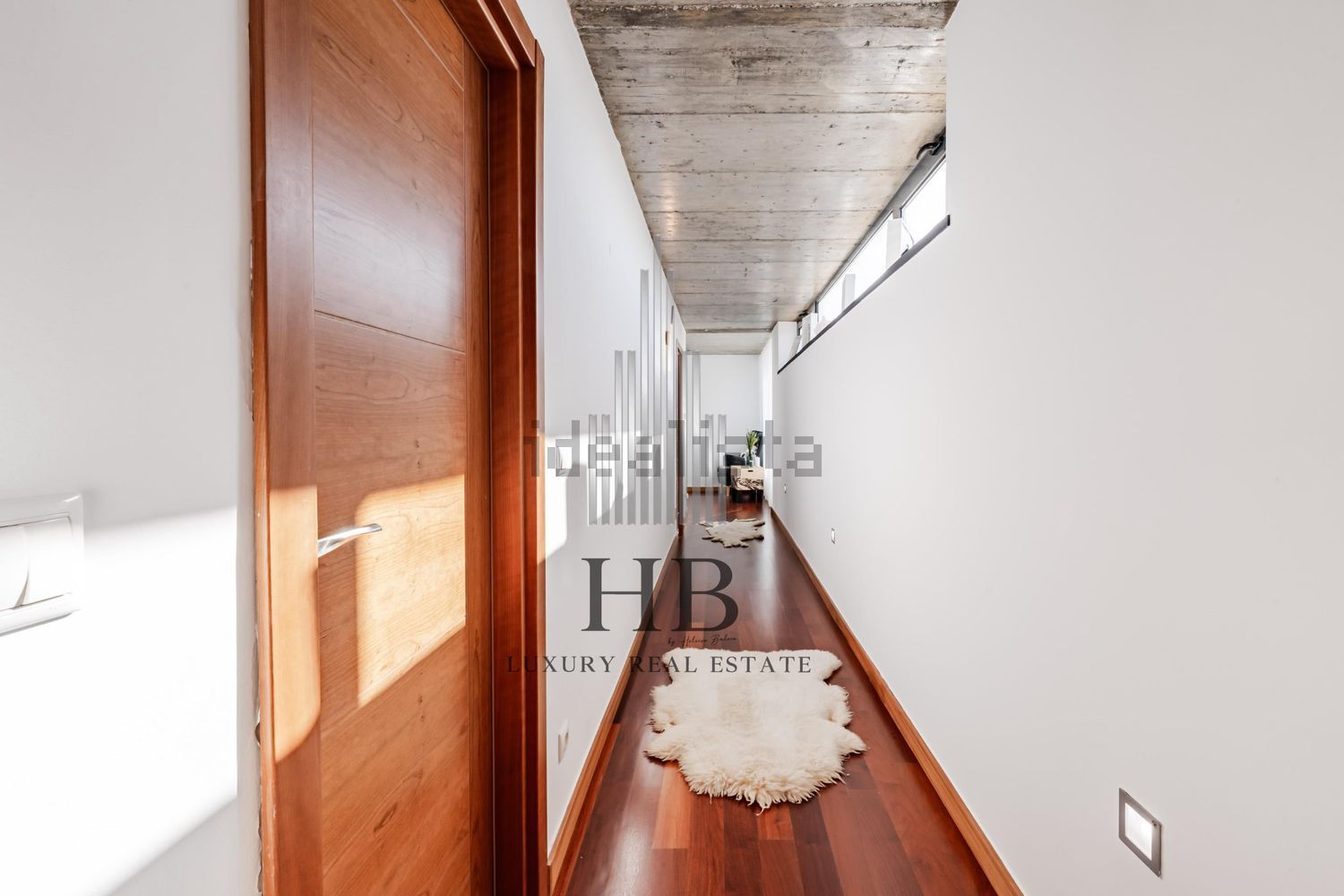 小楼房或独栋别墅出售在São João das Lampas e Terrugem - 过道