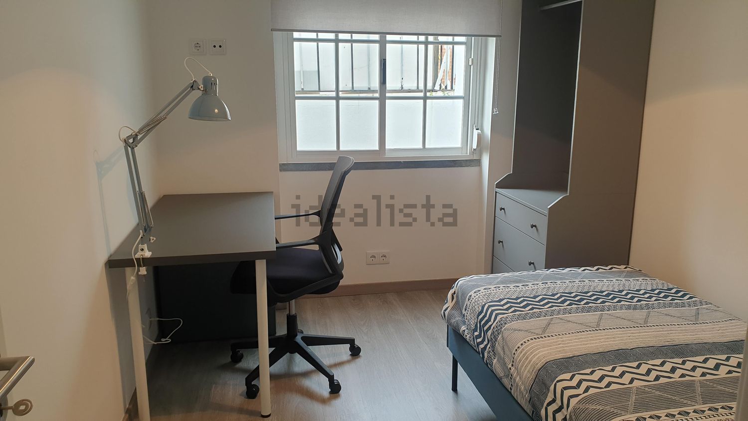 出租房间在Rua Padre Américo, 8 - 卧室