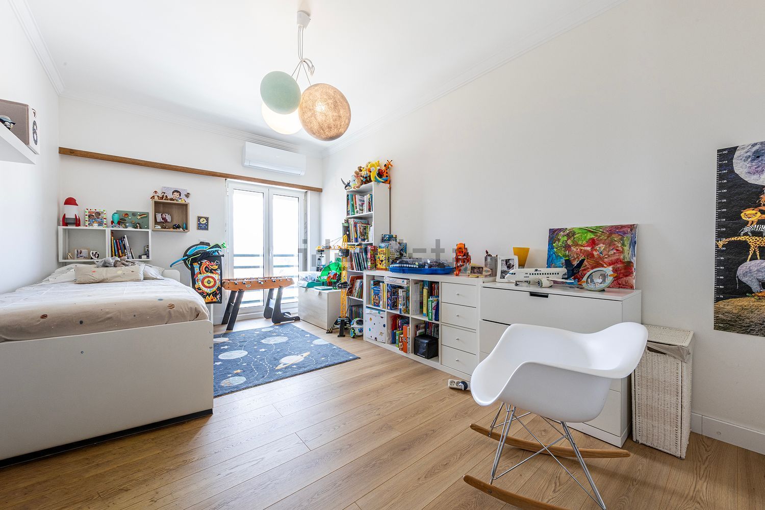 公寓 t4出售在Rua Embaixador Martins Janeira - 卧室