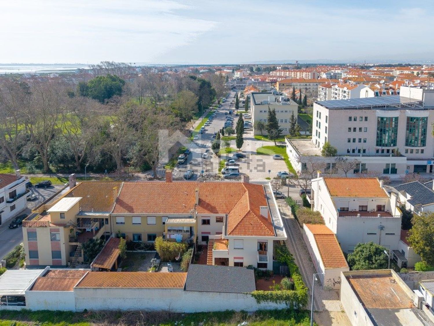 联排别墅出售在Avenida João Xxiii - 照片