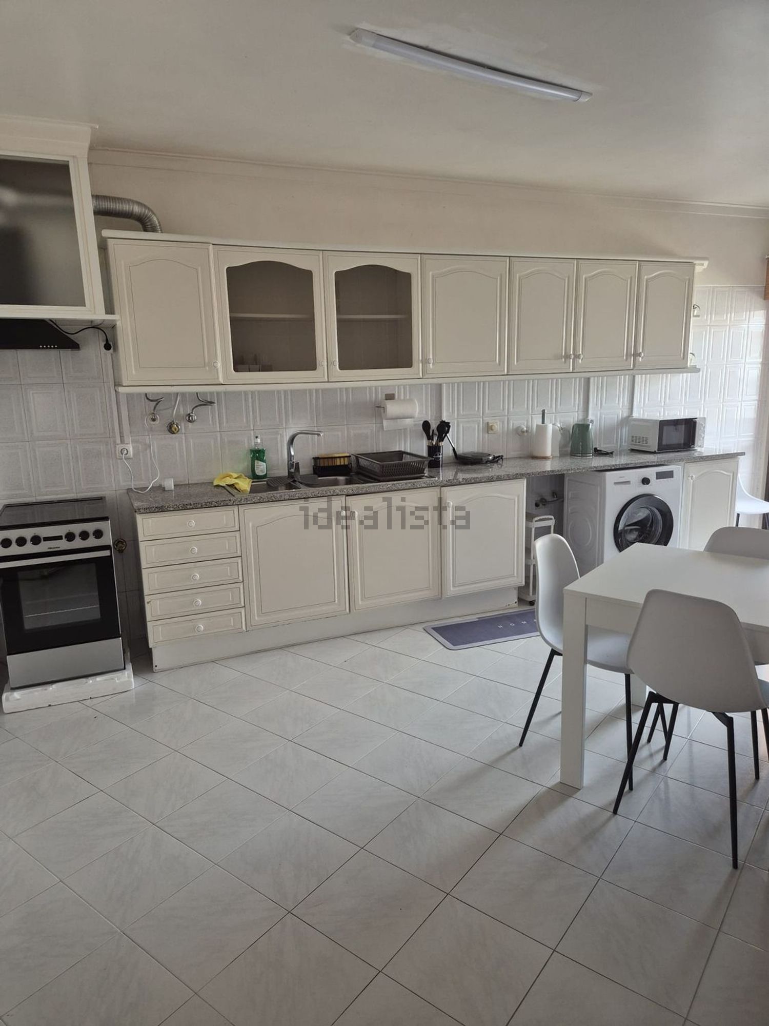 出租房间在Rua Firmina Celestino Cardoso, 4 - 厨房