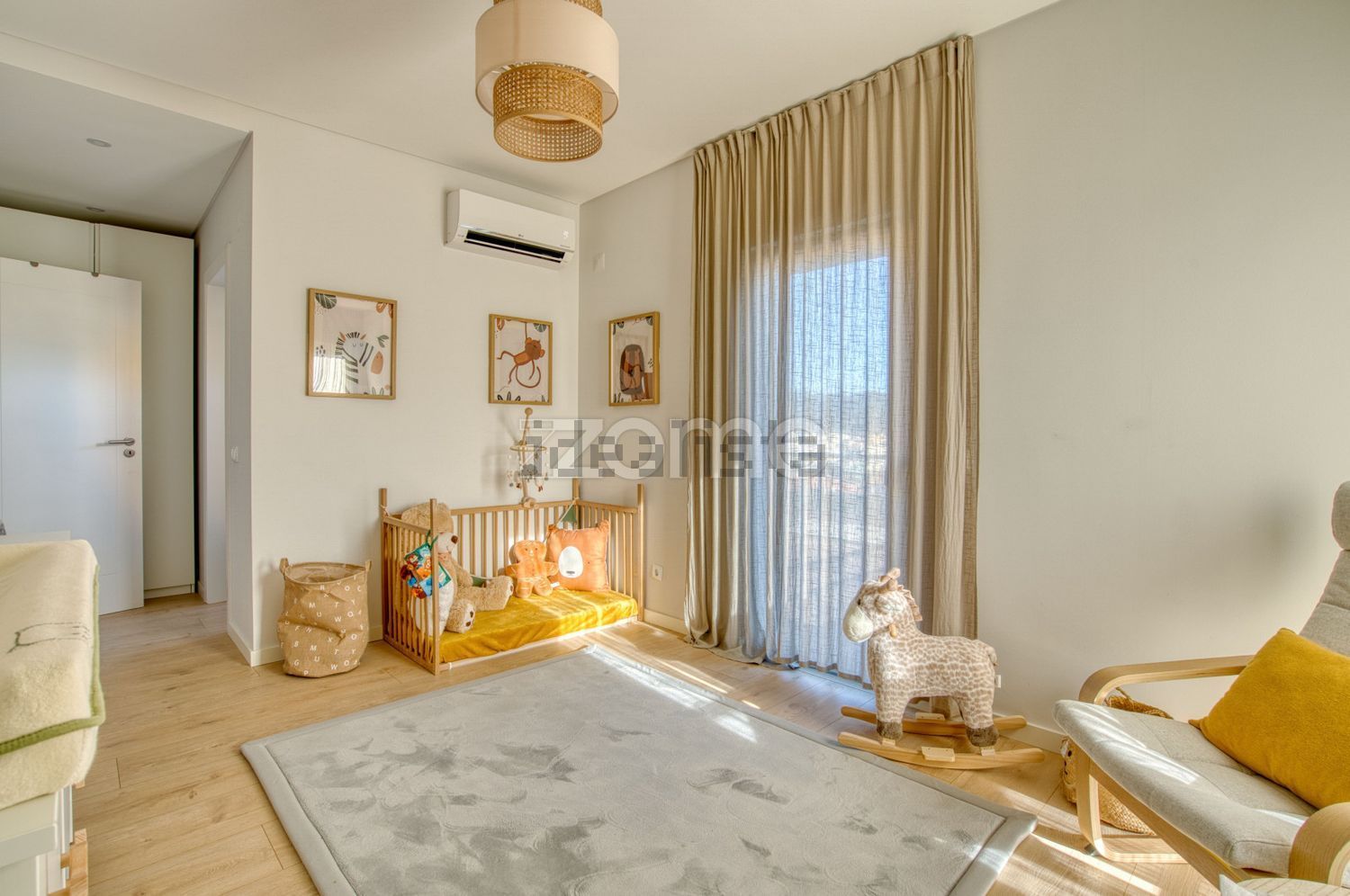 复式公寓出售在Rua dos Eucaliptos, 2 - 卧室