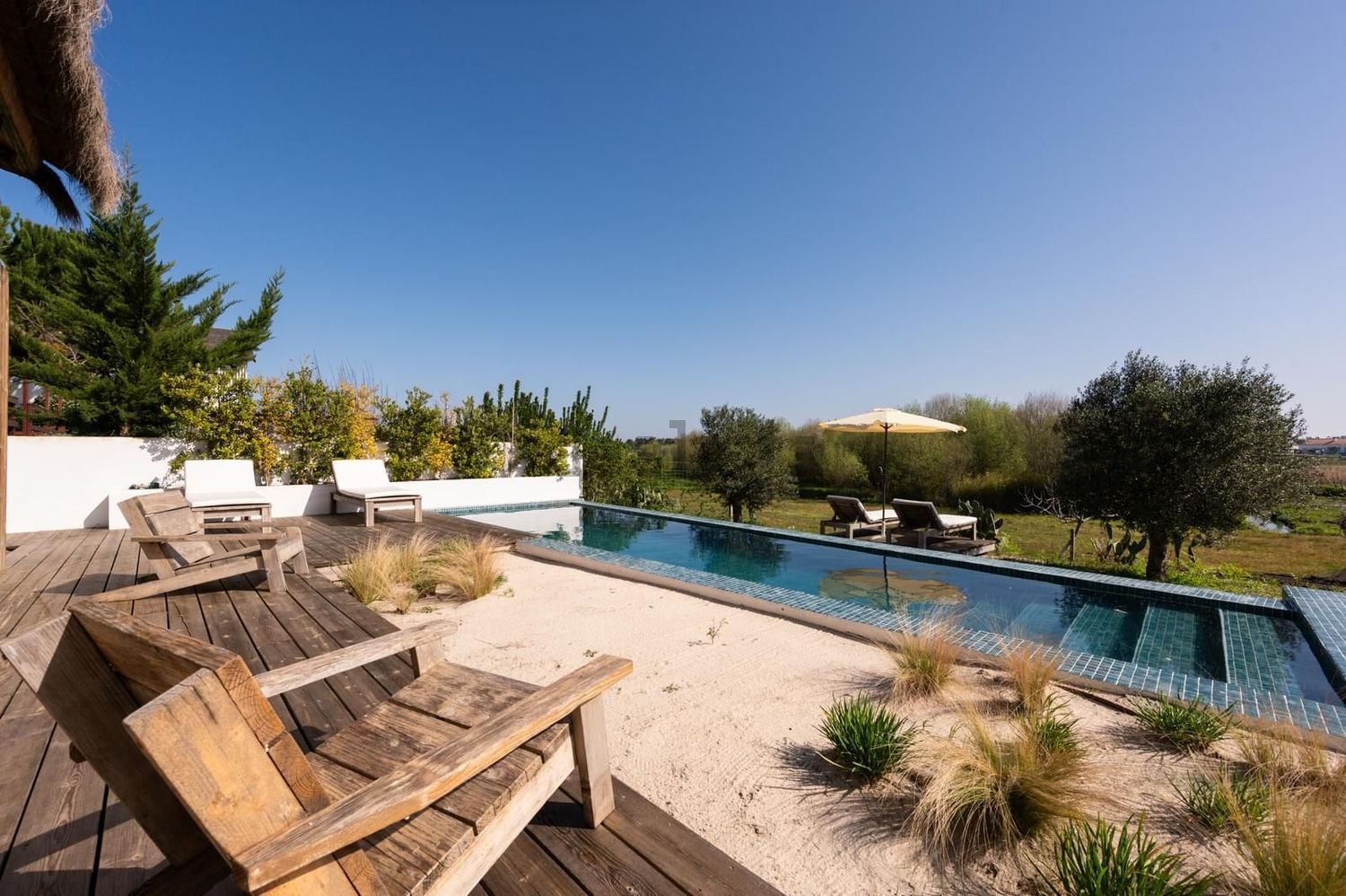 出租小楼房或独栋别墅在Largo do Canal - 游泳池