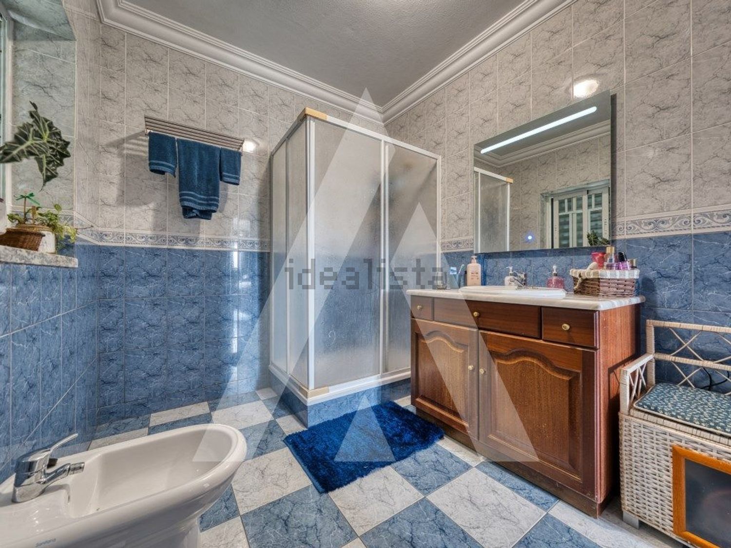 小楼房或独栋别墅出售在Lamas e Cercal - 卫生间