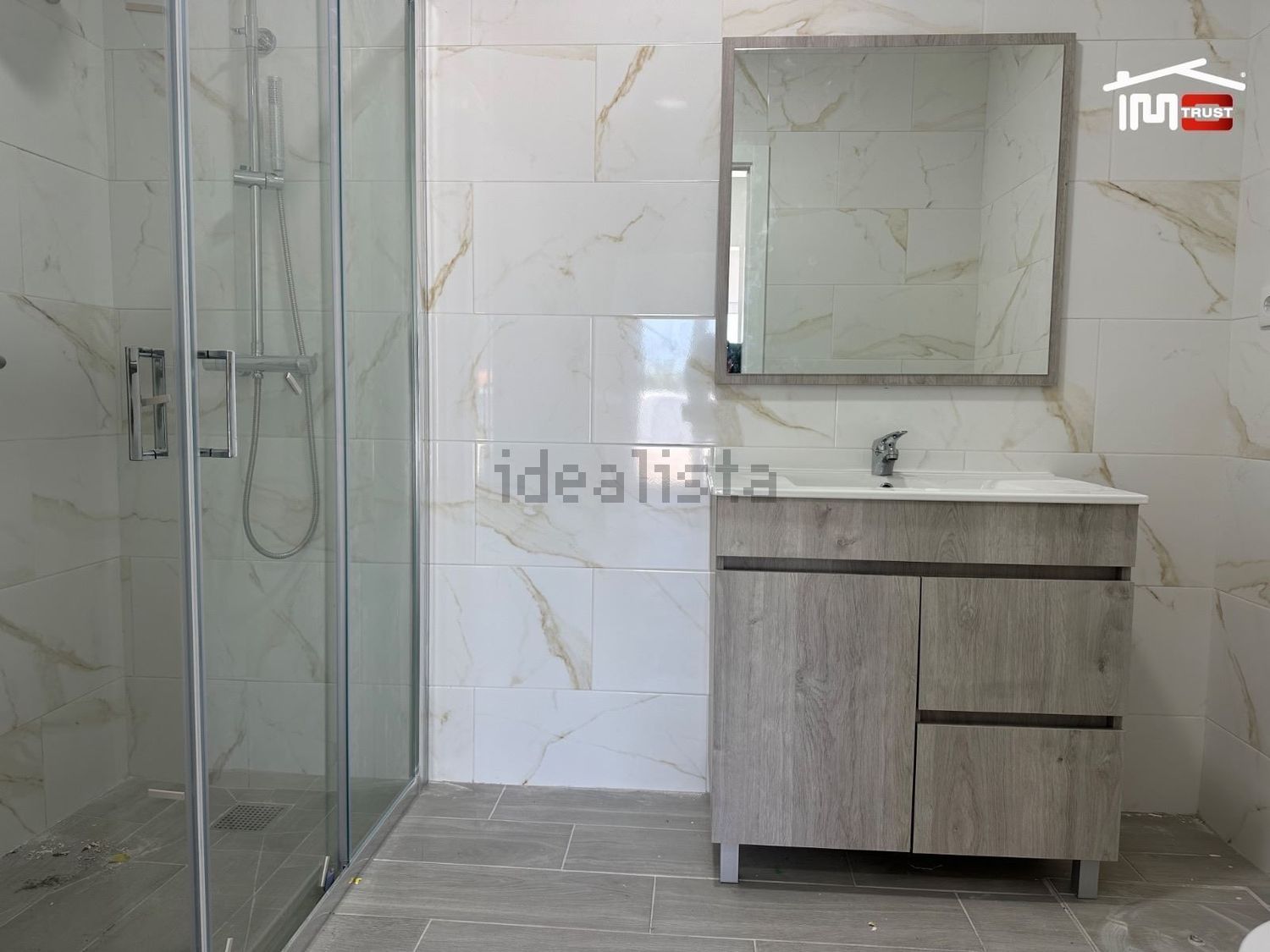 小楼房或独栋别墅出售在Beco Dos Talhadas - 卫生间