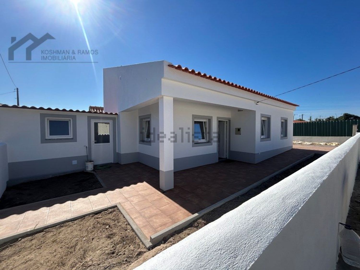 小楼房或独栋别墅出售在Centro - 外立面