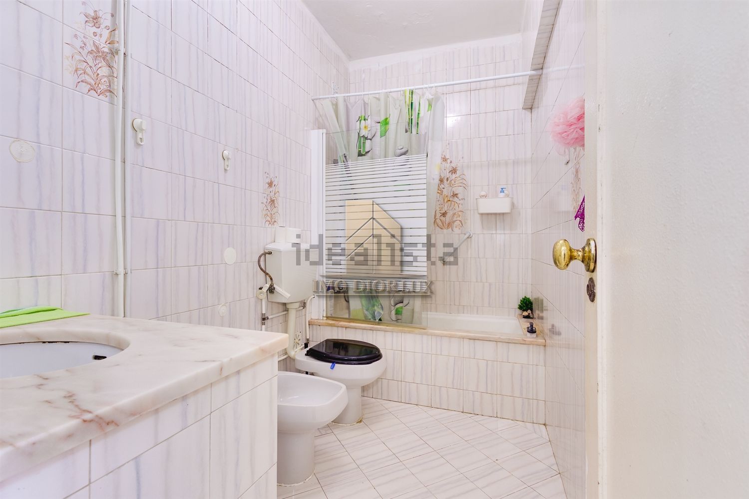 公寓 t3出售在Rua Conde Almeida Araújo, 34 - 卫生间