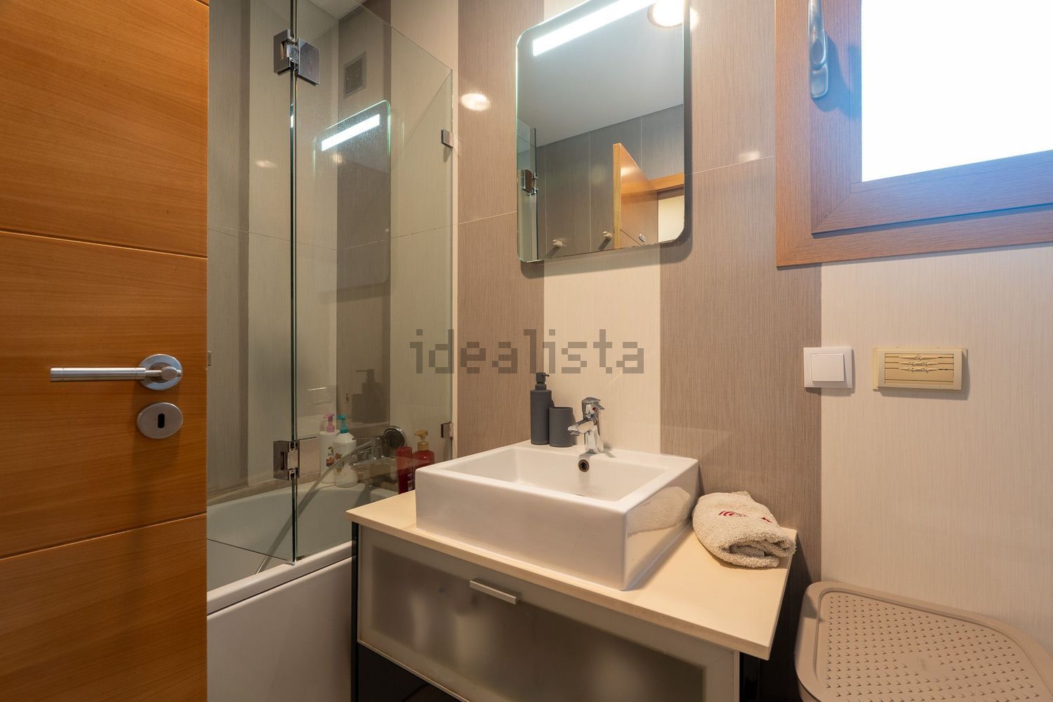 公寓 t2出售在Rua Fernando Farinha, 8 - 卫生间