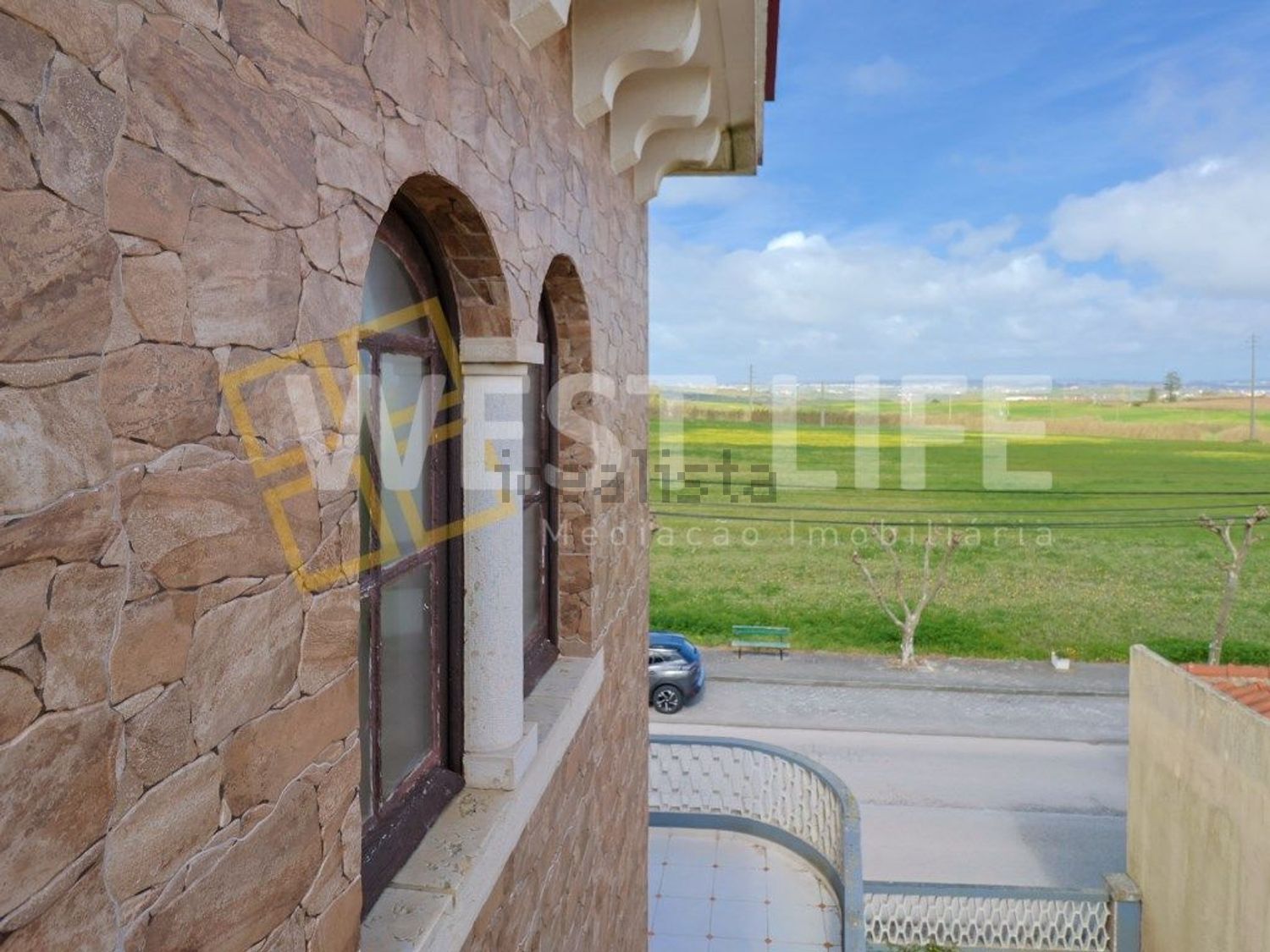 小楼房或独栋别墅出售在São Pedro da Cadeira - 照片