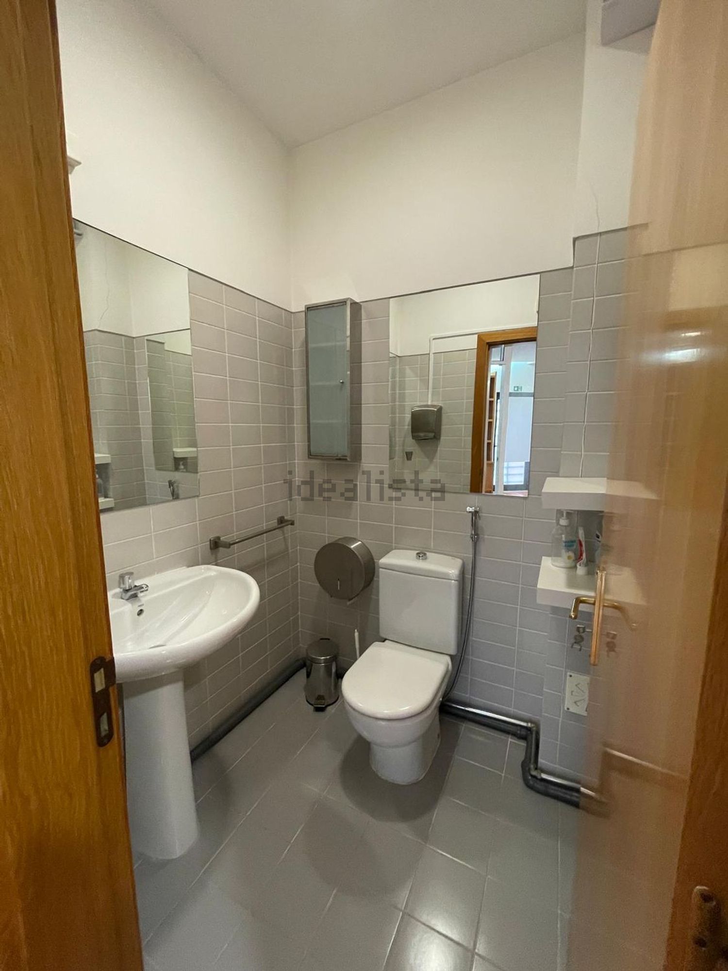 出租公寓 t2在Rua Nelson Pereira Neves, 1 - 卫生间