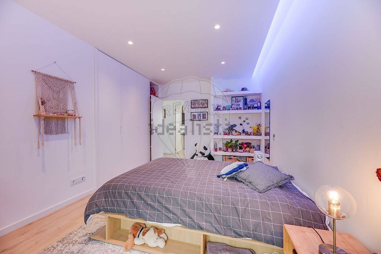 小楼房或独栋别墅出售在Rua Mato Moreira - 卧室