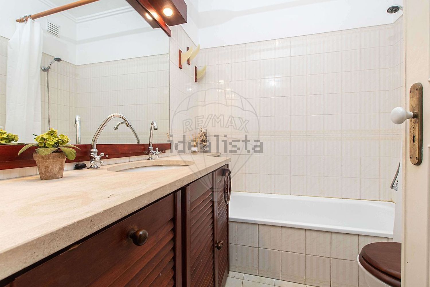 公寓 t2出售在Rua Doutor José Fernandes - 卫生间