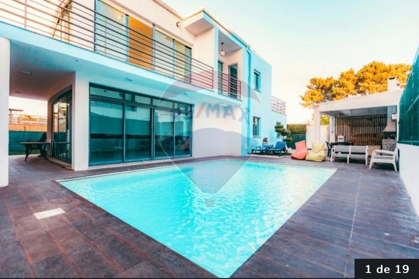 出租小楼房或独栋别墅在Rua Pêro Vaz de Caminha, 26