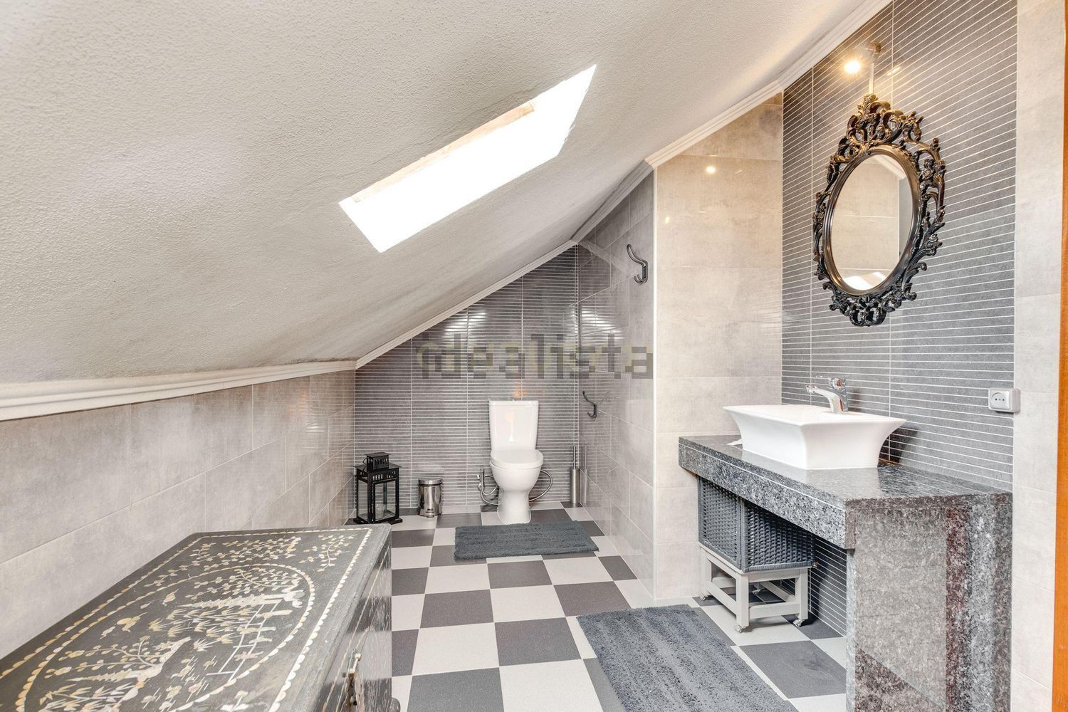 小楼房或独栋别墅出售在Rua São Valentim, 236 b - 卫生间