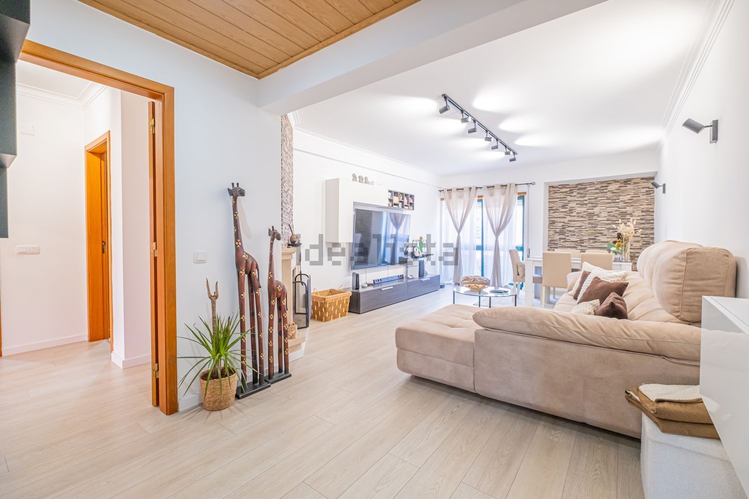 公寓 t3出售在Rua de Dadrá, 18 - 客厅