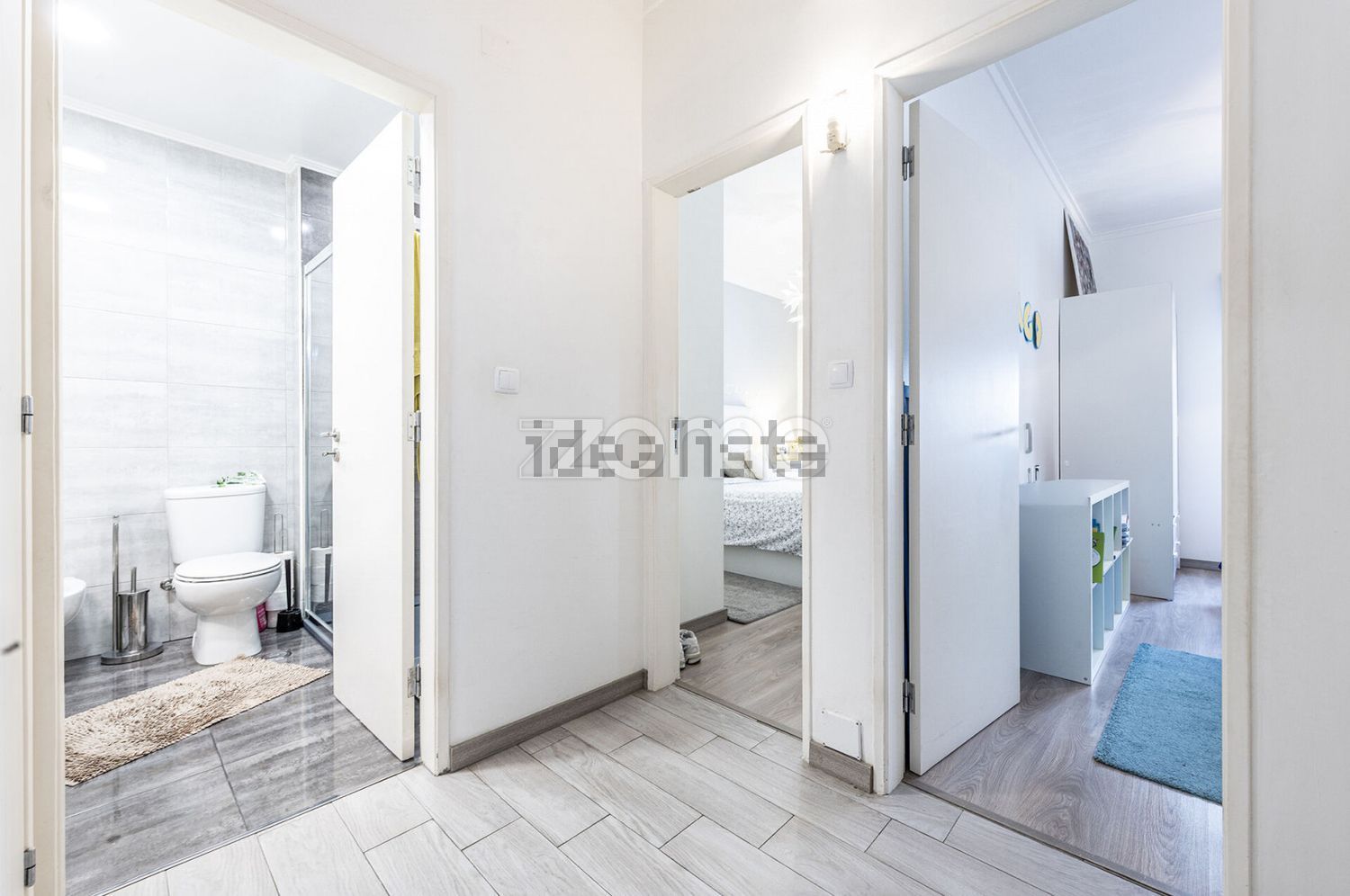 公寓 t2出售在Rua General Humberto Delgado, 41 - 过道