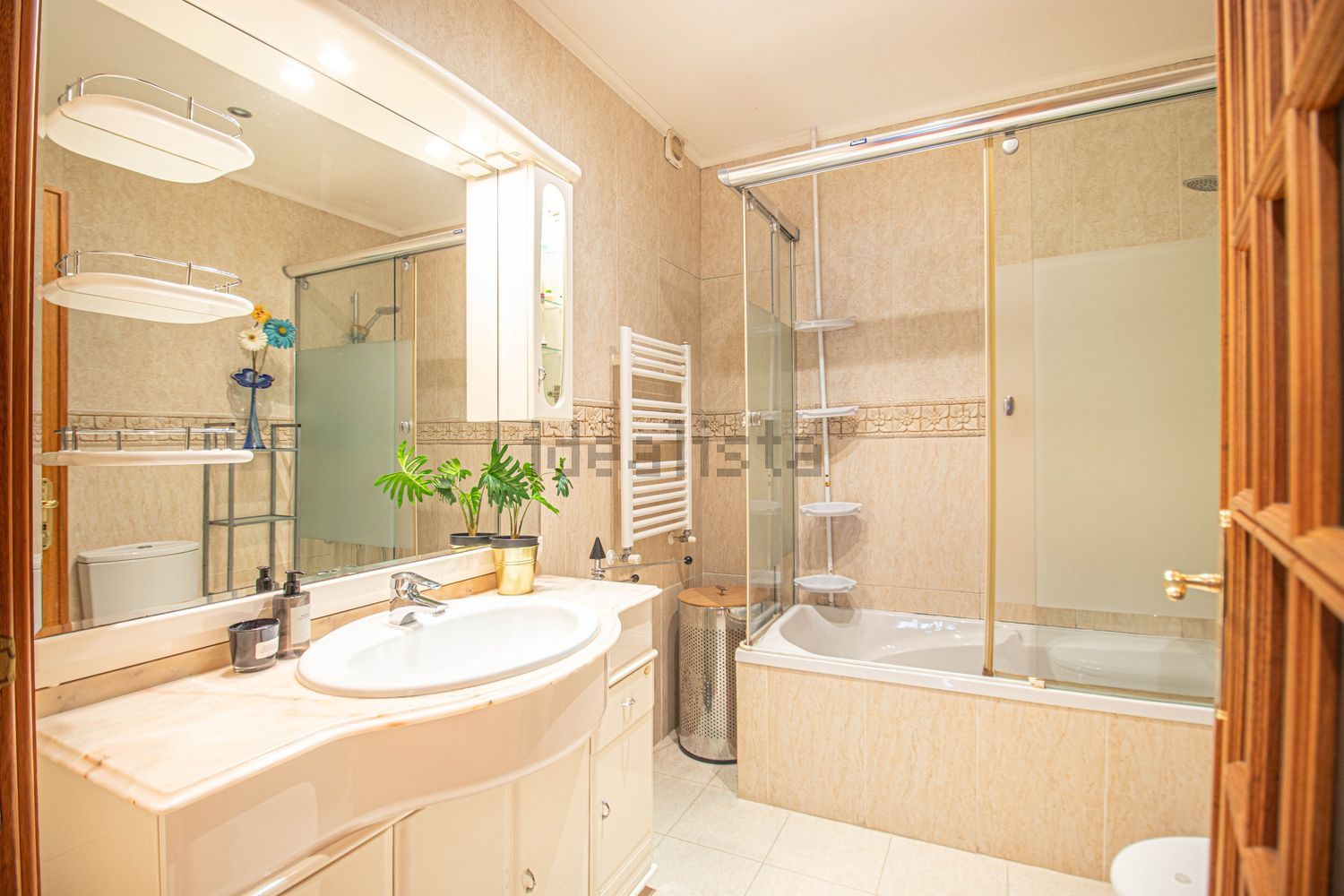 双拼别墅出售在Rua Primeiro de Maio, 3 - 卫生间