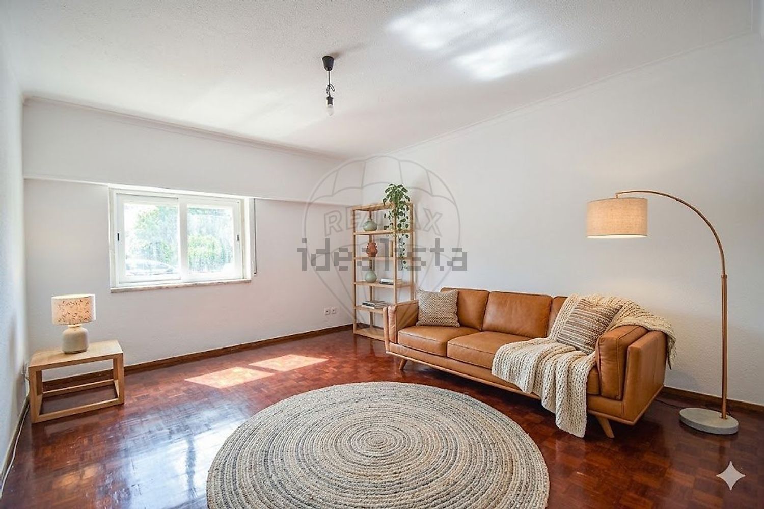 出租公寓 t1在Avenida Professor Doutor Reinaldo dos Santos - 客厅