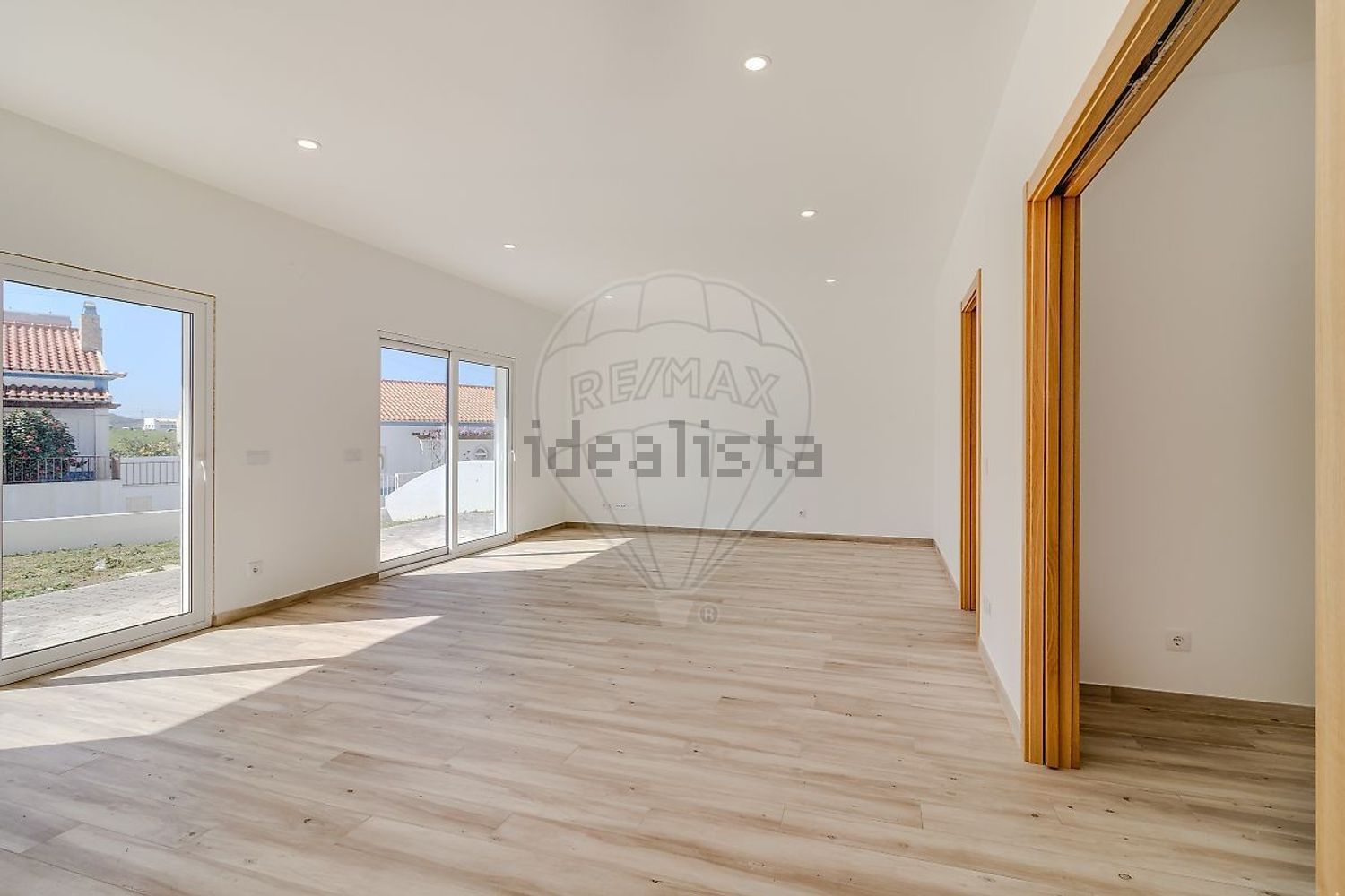 小楼房或独栋别墅出售在Rua da Cabine - 居住