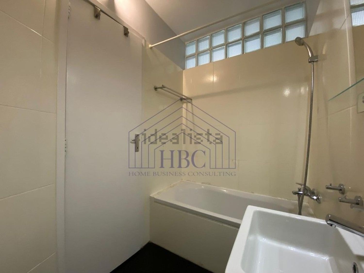 出租公寓 t1在Olivais - 卫生间