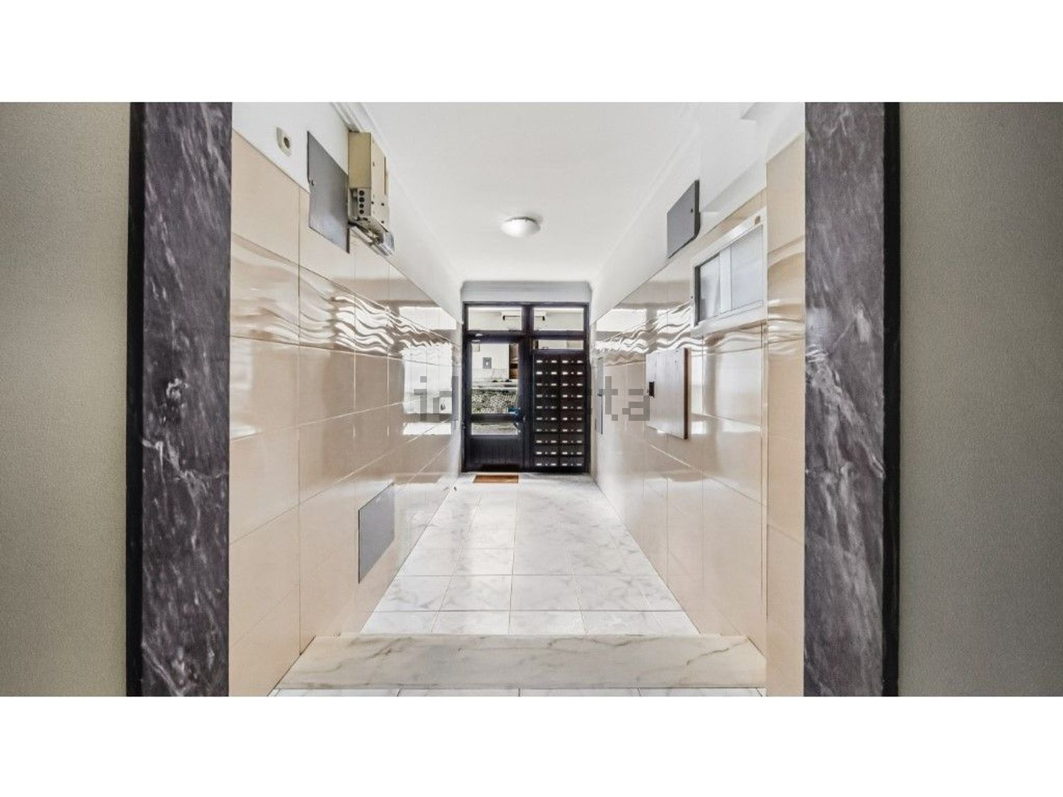 公寓 t2出售在Praça Salgueiro Maia - 过道