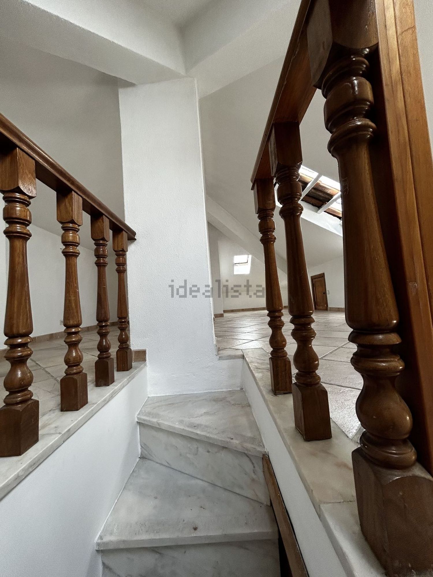 小楼房或独栋别墅出售在Rua dos Lusíadas, 6 - 详情