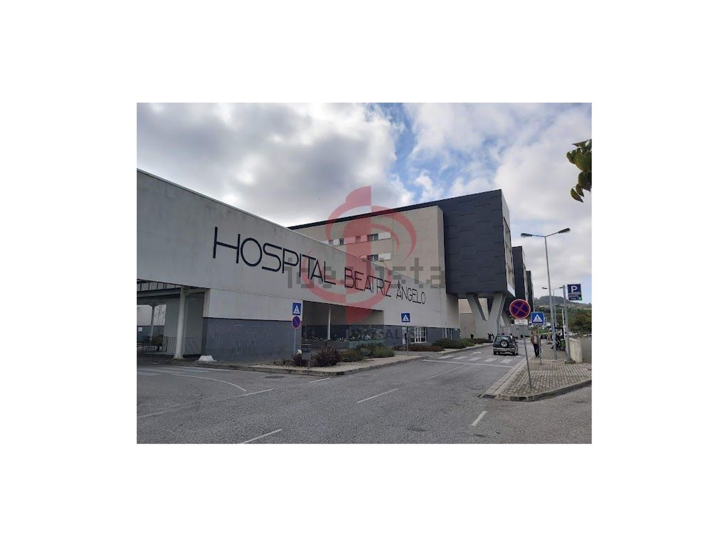 小楼房或独栋别墅出售在Rua Major Rosa Bastos - 视线