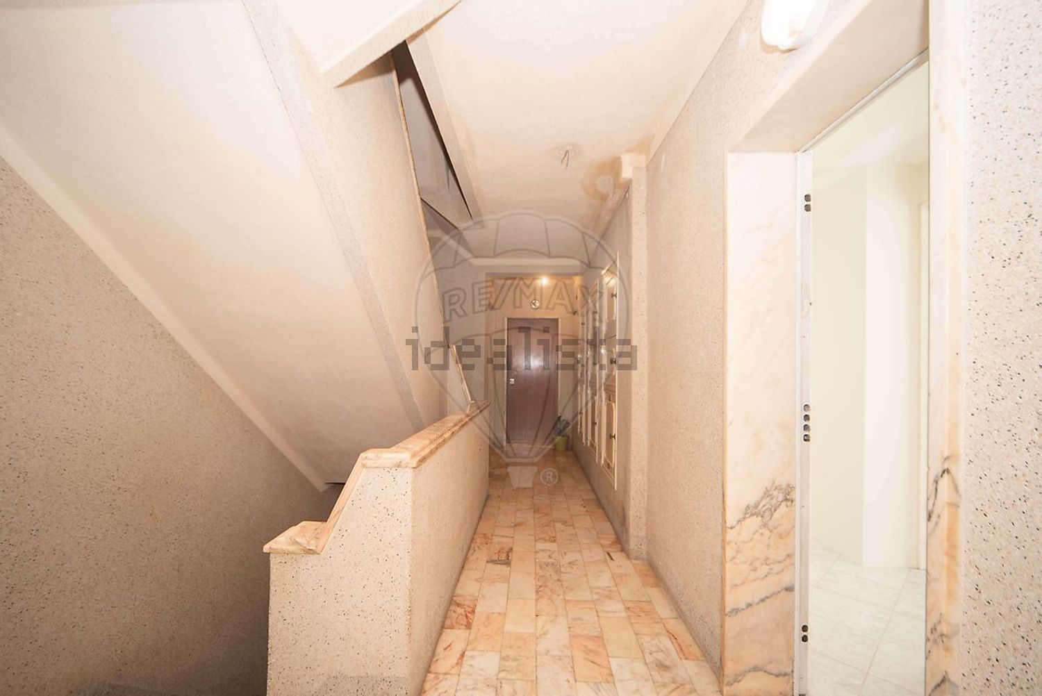 出租公寓 t2在Rua Jacinto Baptista - 过道