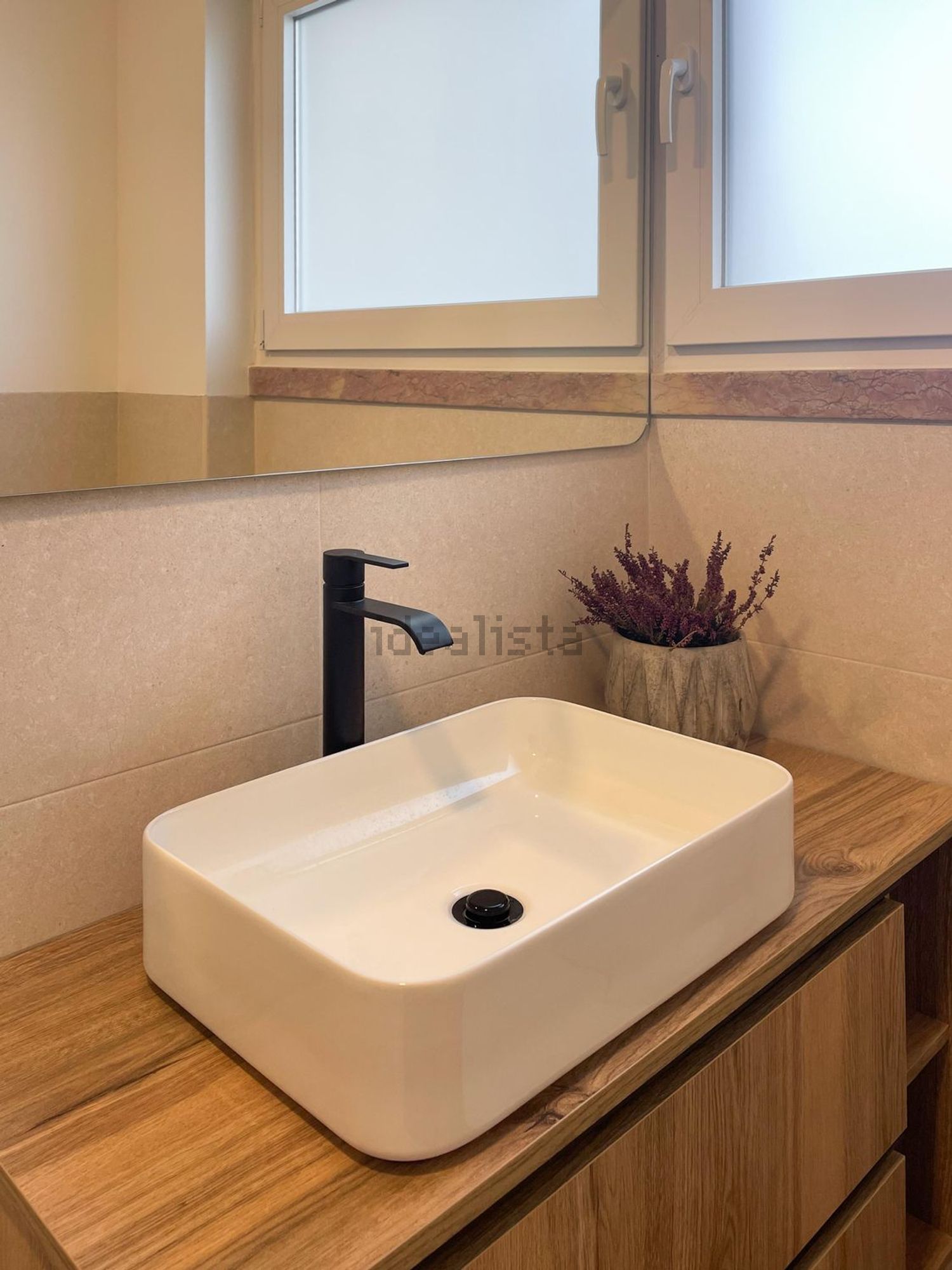 公寓 t2出售在Avenida Marquês de Pombal, 59 - 卫生间