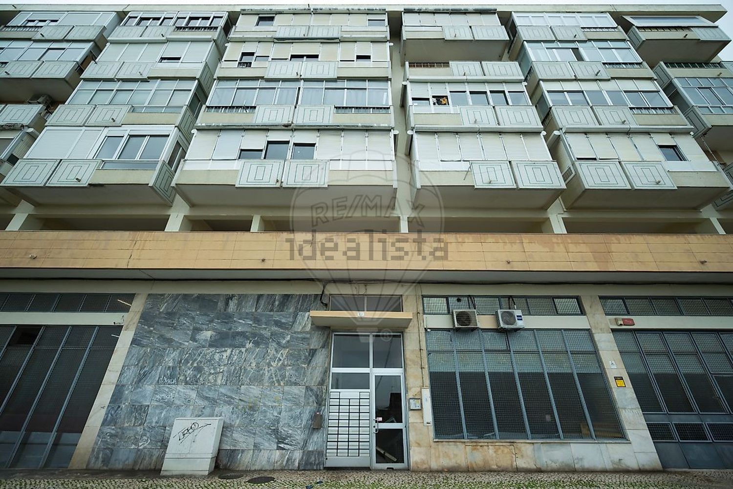 公寓 t3出售在Rua João Nunes Resende - 视线