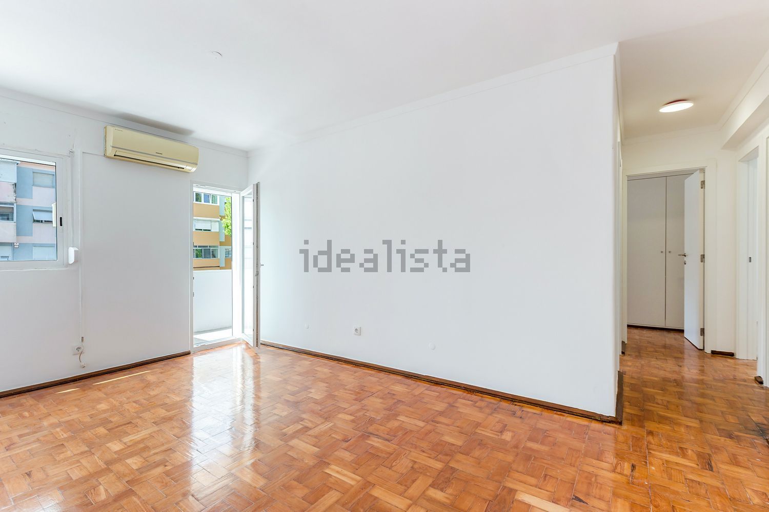 公寓 t3出售在Cova da Piedade - 客厅