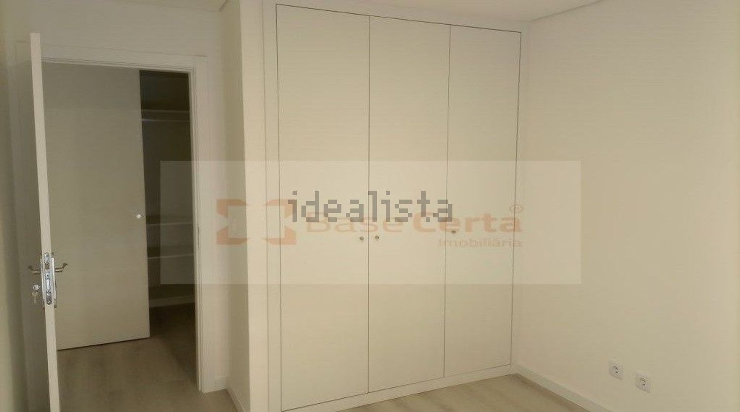 公寓 t2出售在Rua Melo Antunes s/n - 卧室