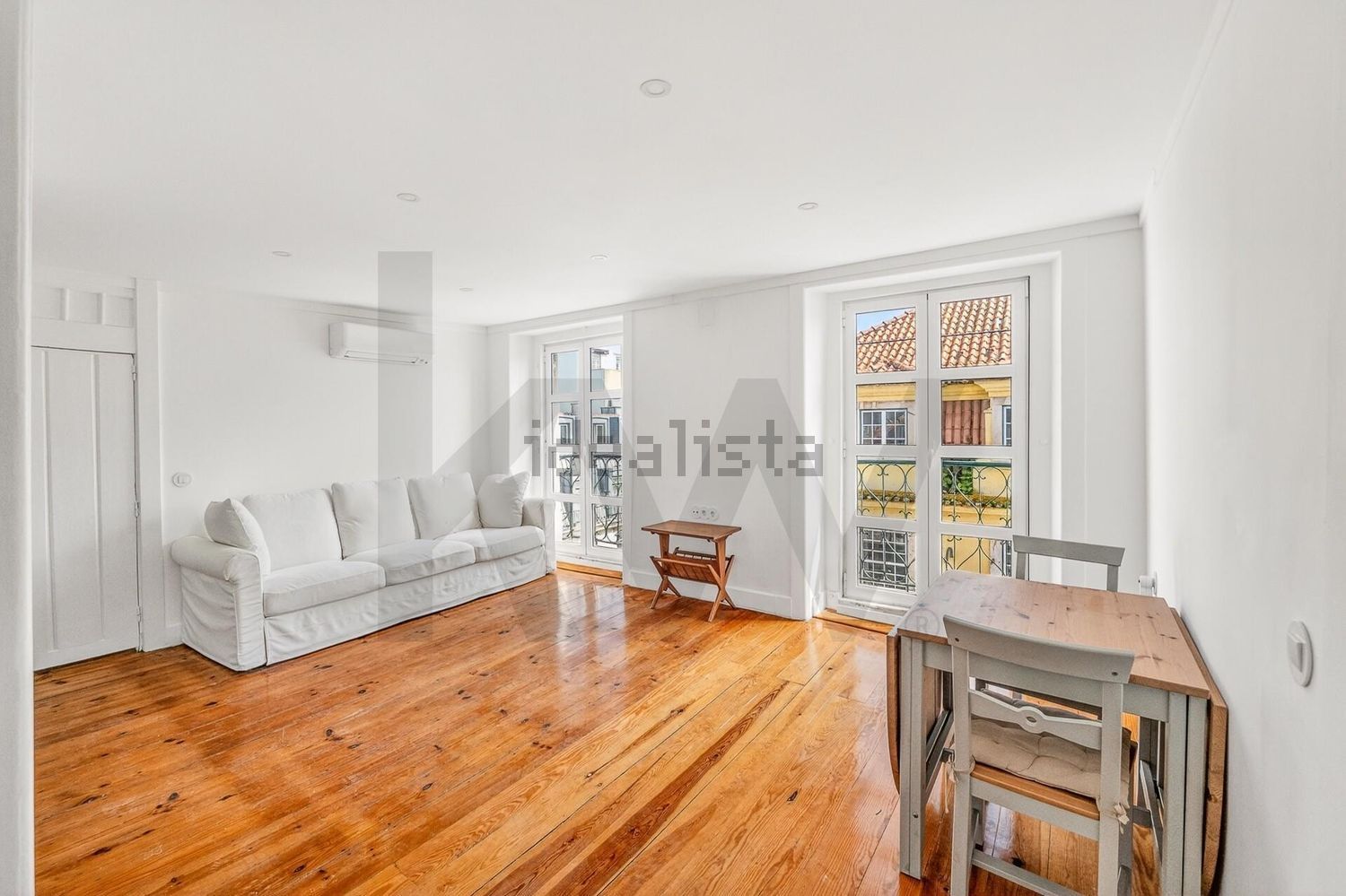 出租公寓 t1在Rua da Assunção s/n - 客厅