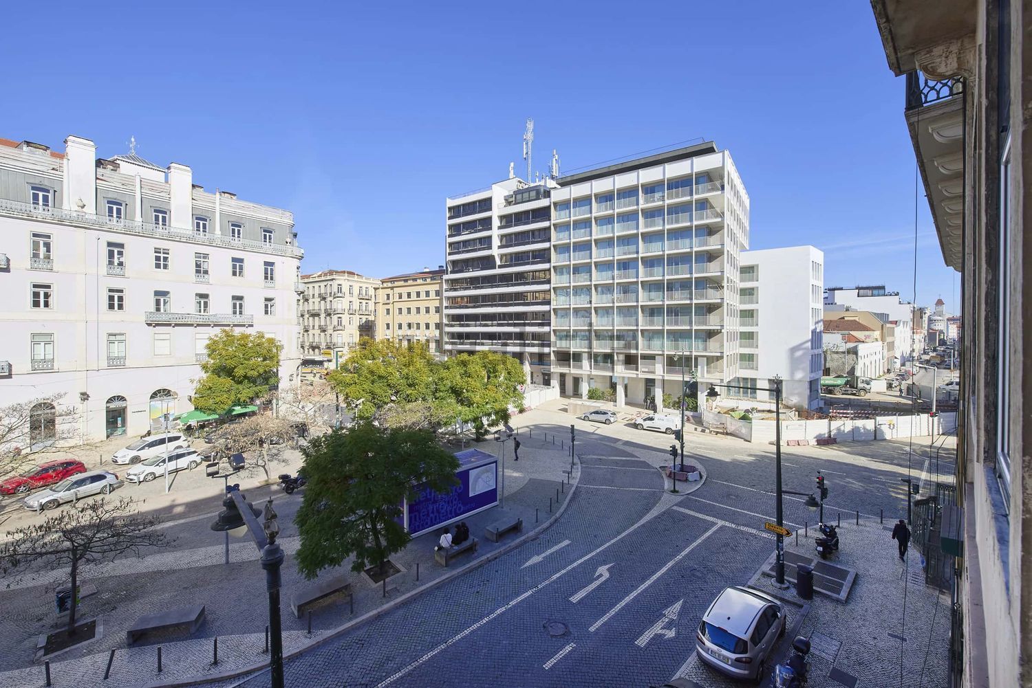 出租房间在Largo Vitorino Damásio, 2 - 视线