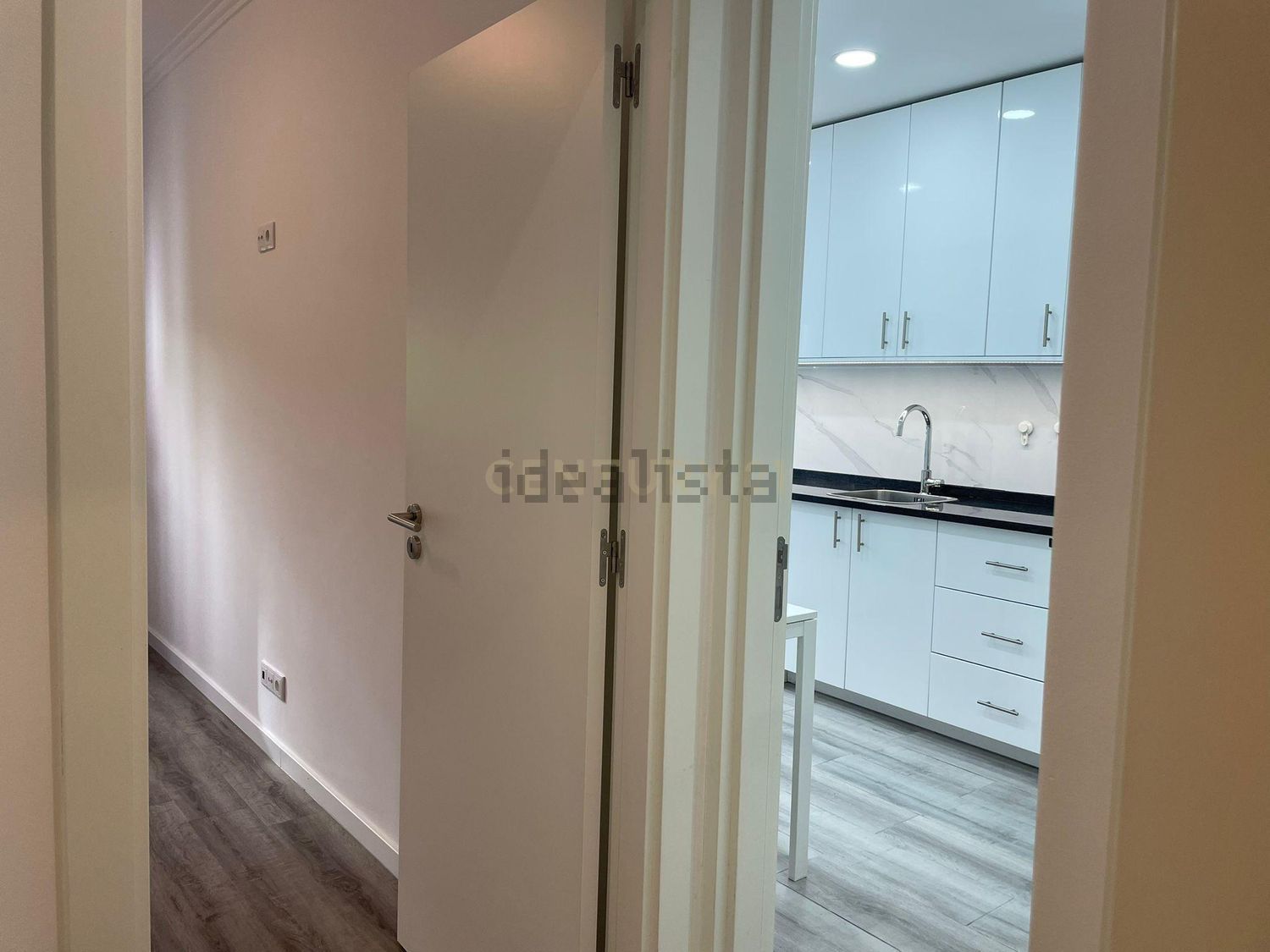 出租公寓 t2在Estrada Serra da Mira, 32 - 厨房