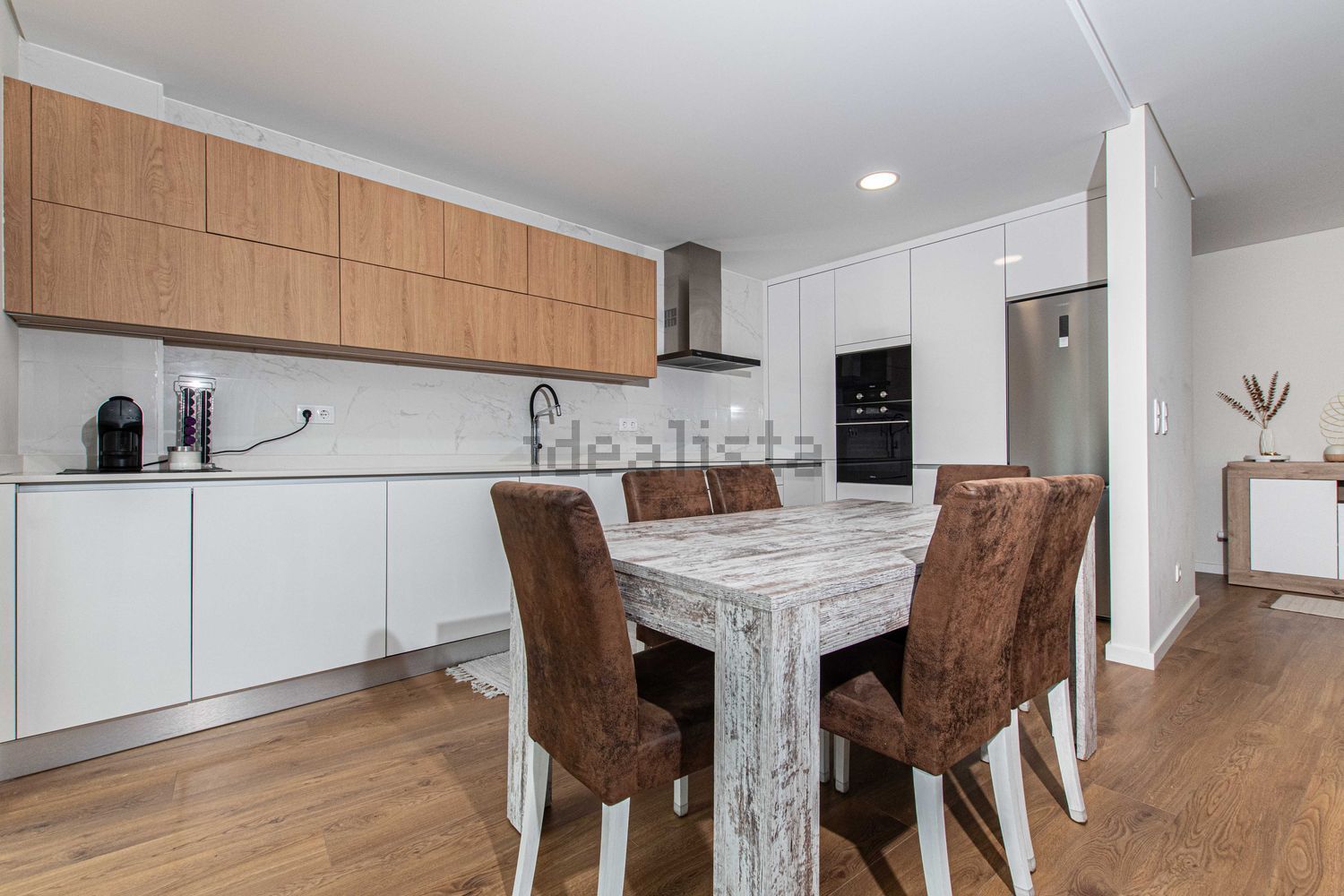 公寓 t2出售在Praça 1º de Maio, 4 - 厨房