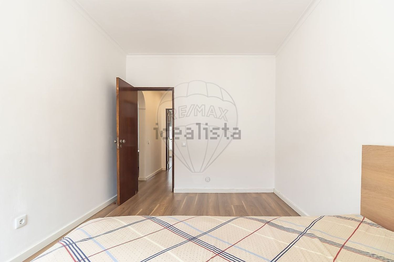 公寓 t3出售在Avenida Humberto Delgado - 过道