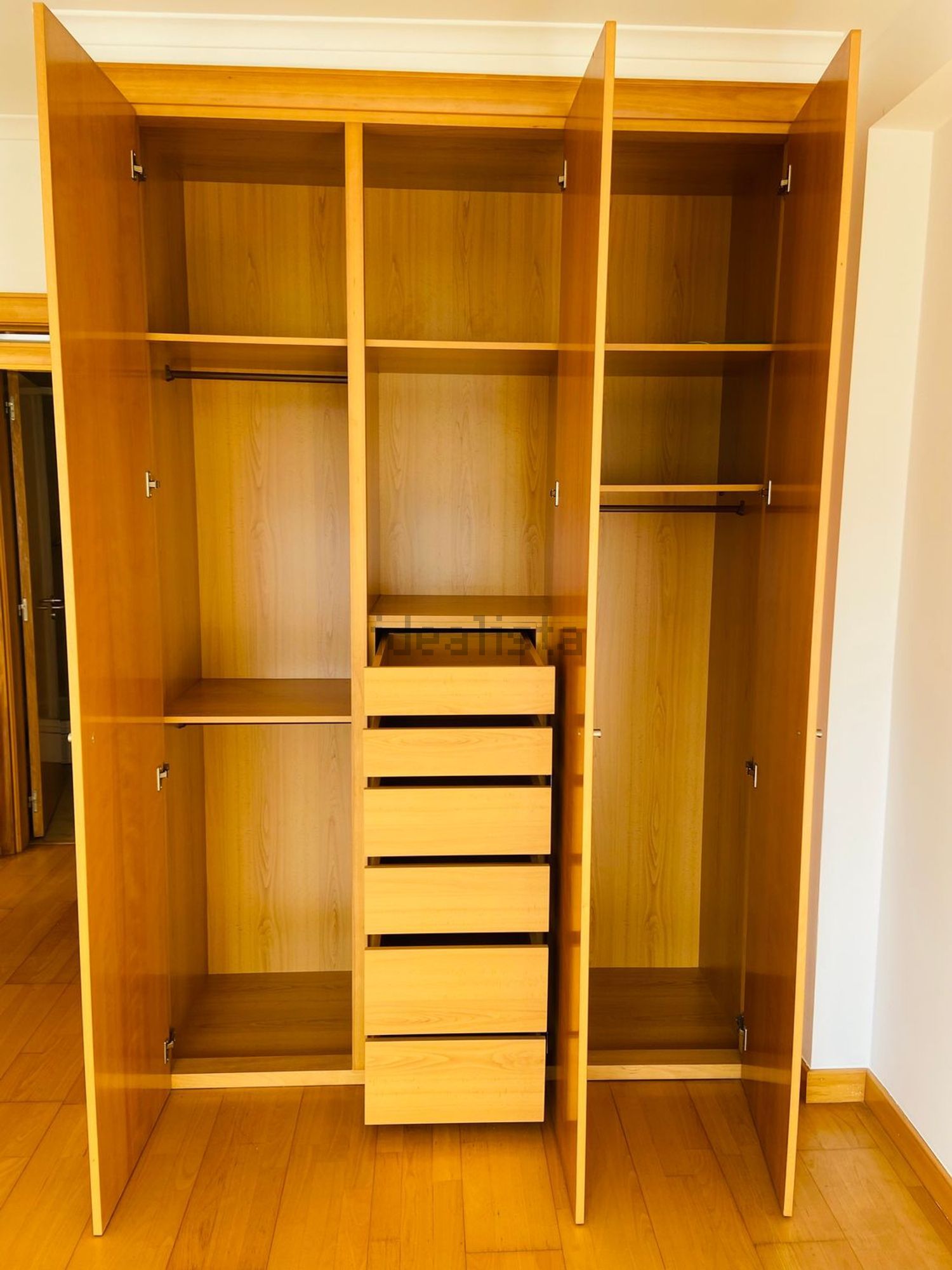 出租公寓 t2在Avenida Edmundo Lima Basto, 7 n - 详情