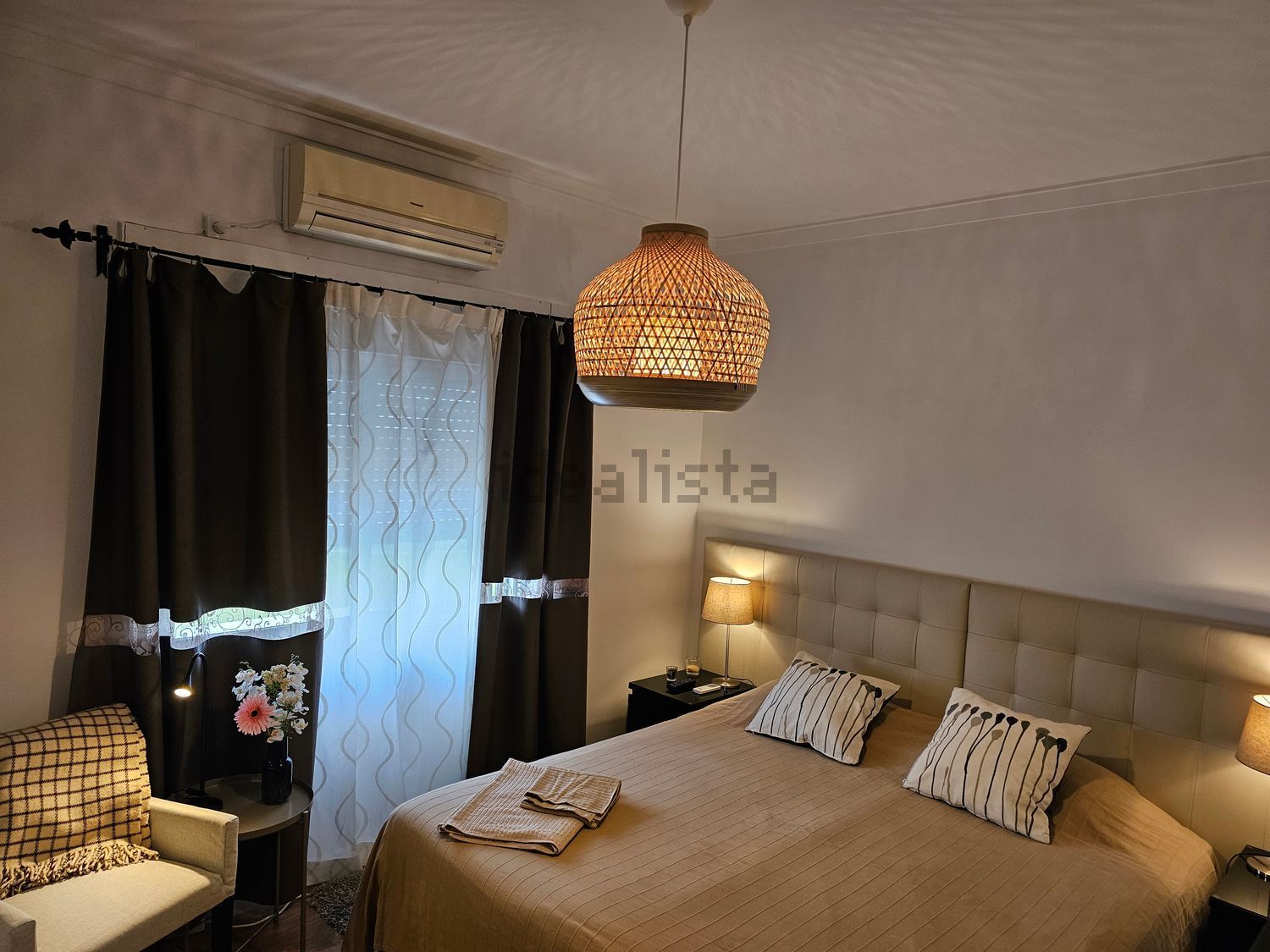 出租房间在Santa Iria de Azoia - São João da Talha - Bobadela - 卧室