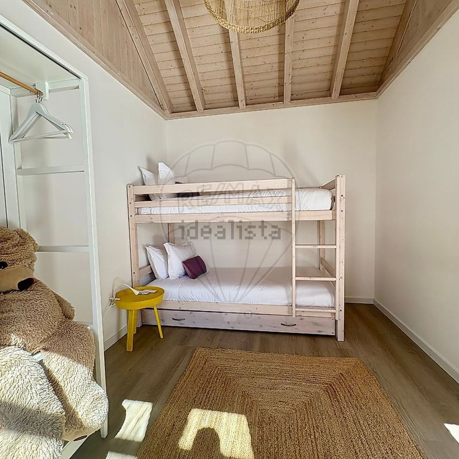 小楼房或独栋别墅出售在Rua Manuel Fonseca - 试衣间