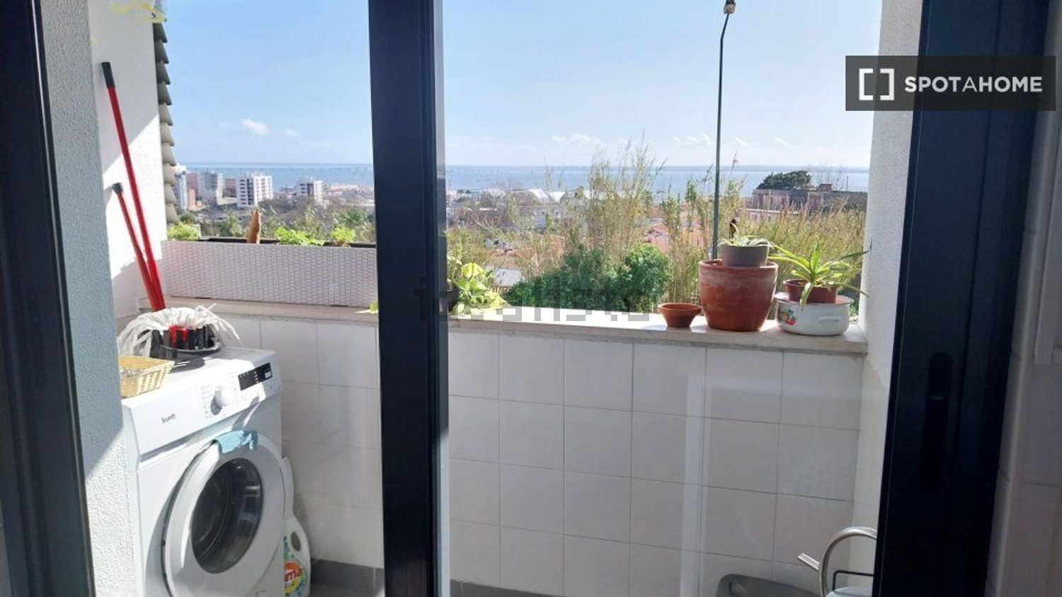 出租房间在Rua Engenheiro Cunha Leal - 阳台