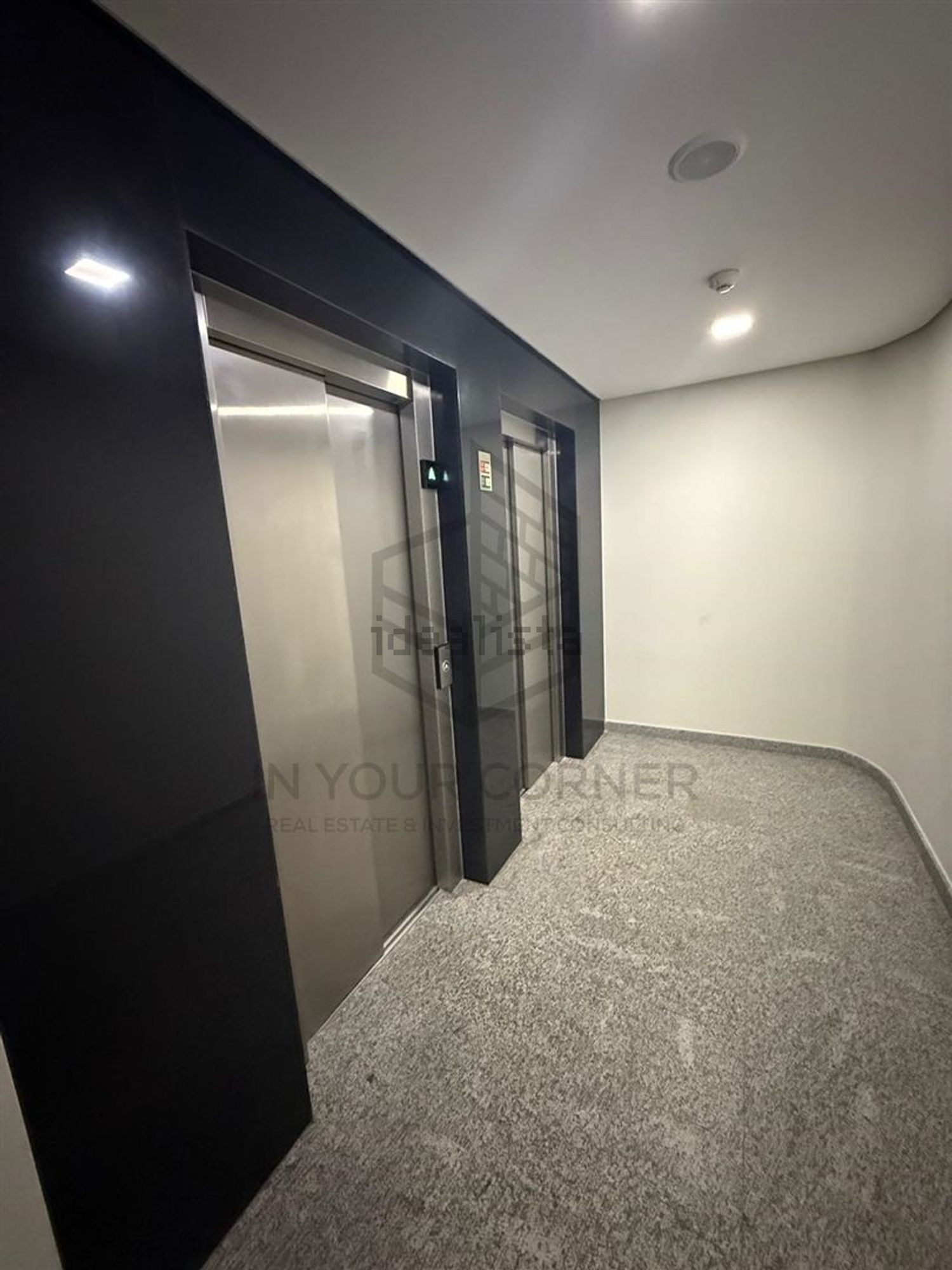 出租公寓 t3在Praça Infante Dom Duarte, 1 - 电梯