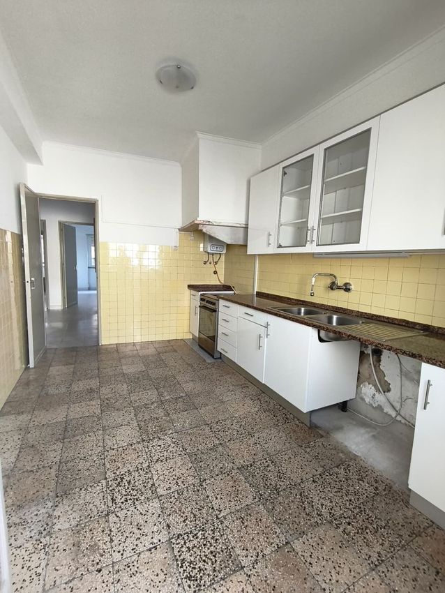 出租公寓 t2在Rua Padre Manuel Gomes Himalaia, 4