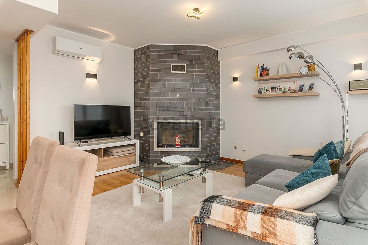 公寓 t3出售在Rua Almirante Reis - 客厅