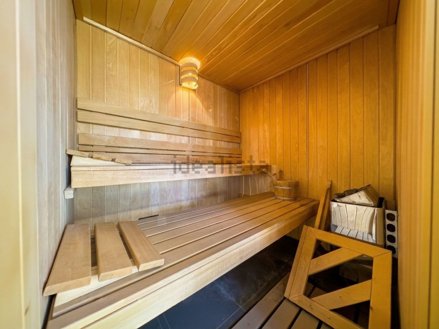 小楼房或独栋别墅出售在Zambujal - Longo da Vila - 详情