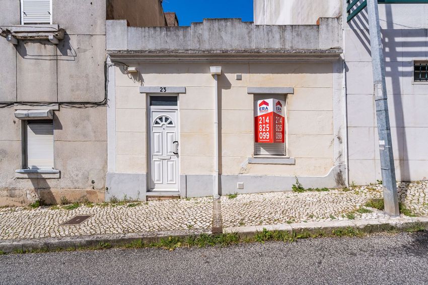 联排别墅出售在Falagueira-Venda Nova