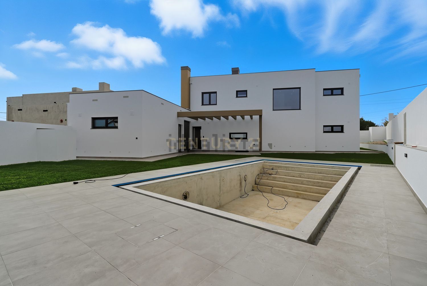 小楼房或独栋别墅出售在Rua das Portelinhas, 4 - 外立面