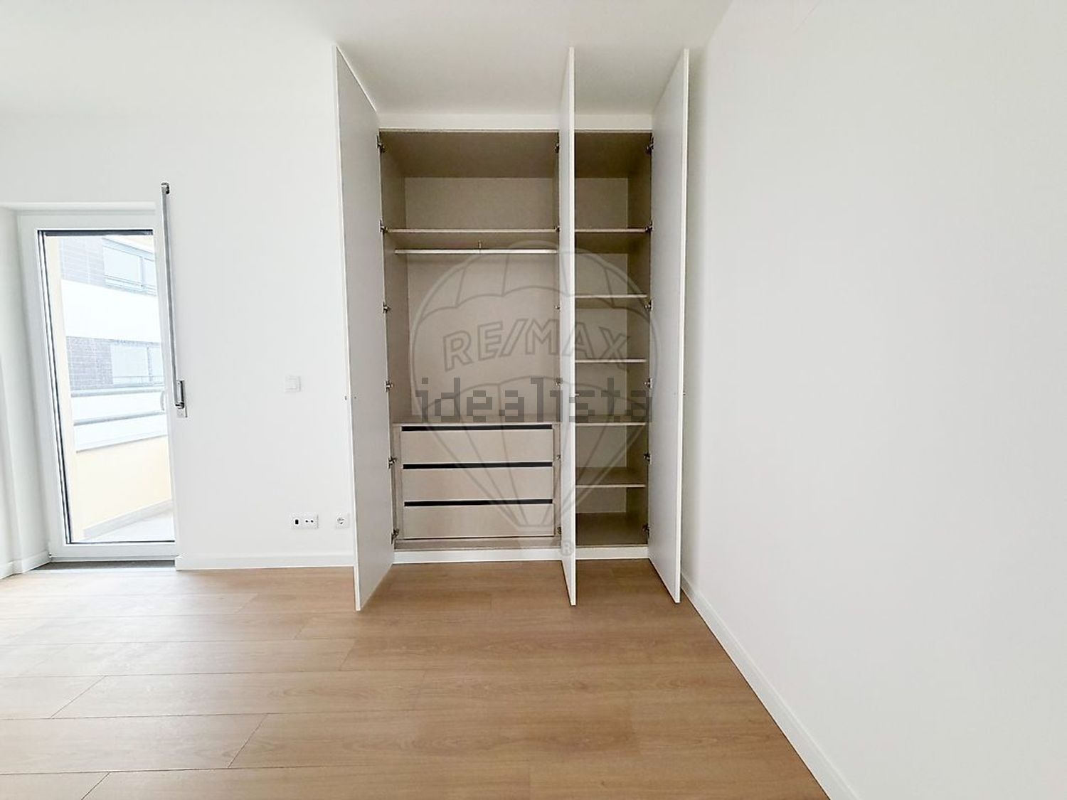 出租公寓 t3在Rua Jose Anastácio da Cunha - 试衣间