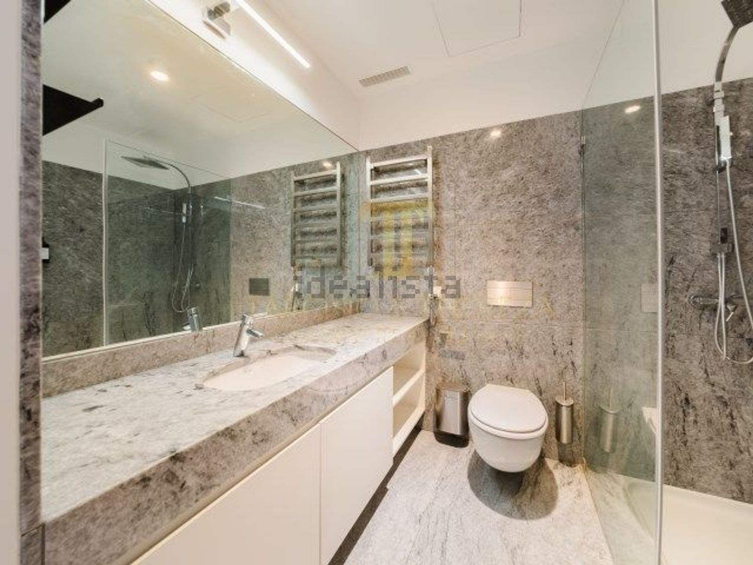 出租复式公寓Calçada da Cruz da Pedra - 卫生间