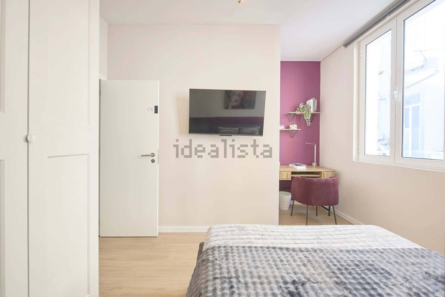 出租房间在Largo Vitorino Damásio, 2 - 卧室